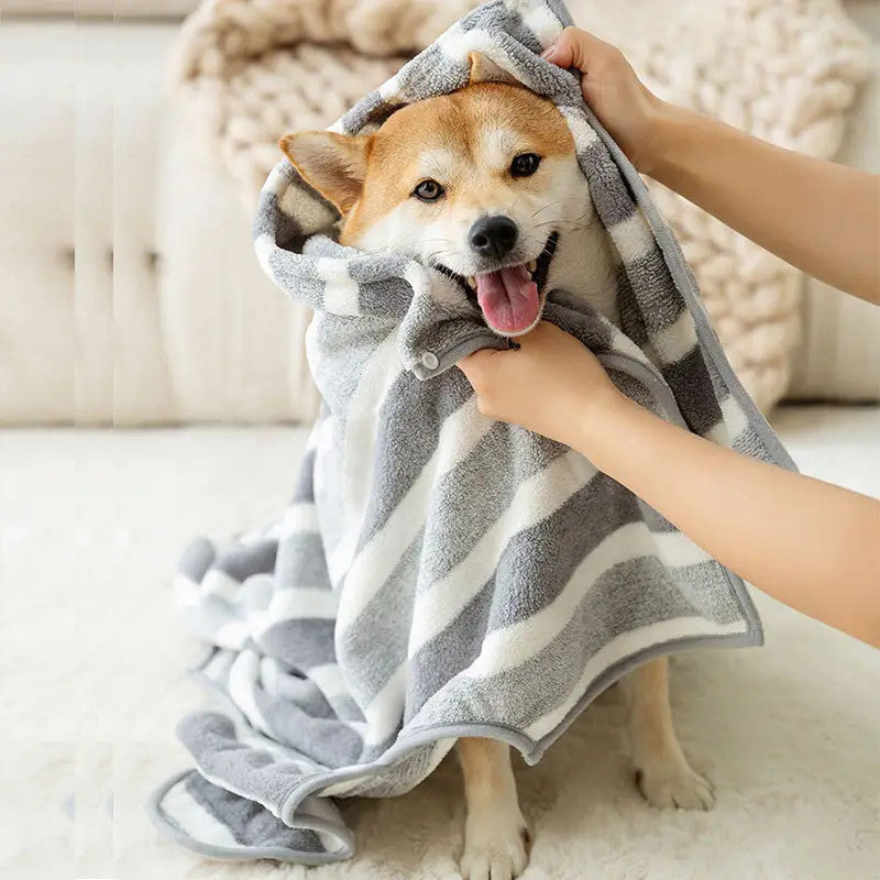 Toalha Roupão Pet de Secagem Rápida em Microfibra – Lupzy™ | Secagem Ultra Absorvente sem Frio