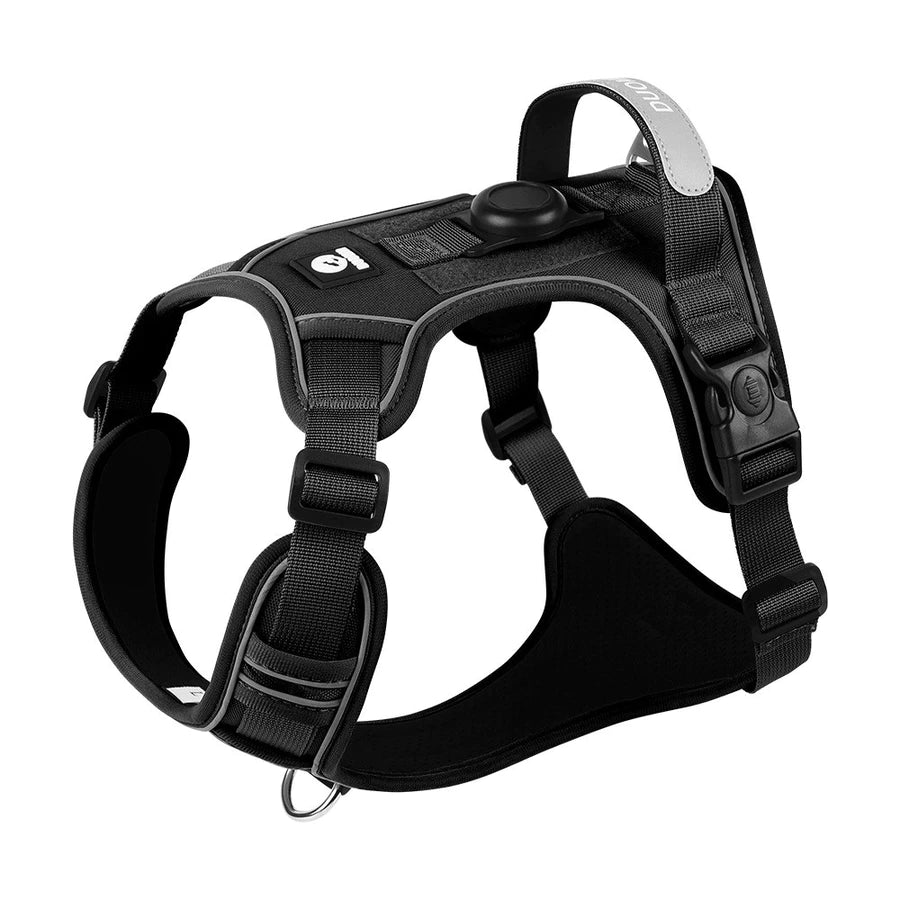 Peitoral Refletivo Ajustável para Cães com Suporte para AirTag – Confortável e Seguro